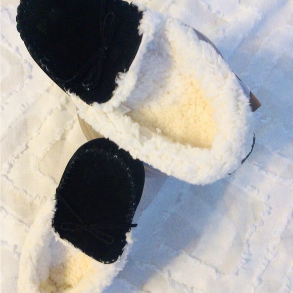 Run small Women's Muk Luks Slippers Very Comfortable Shoes Size 6 - Picture 5 of 8